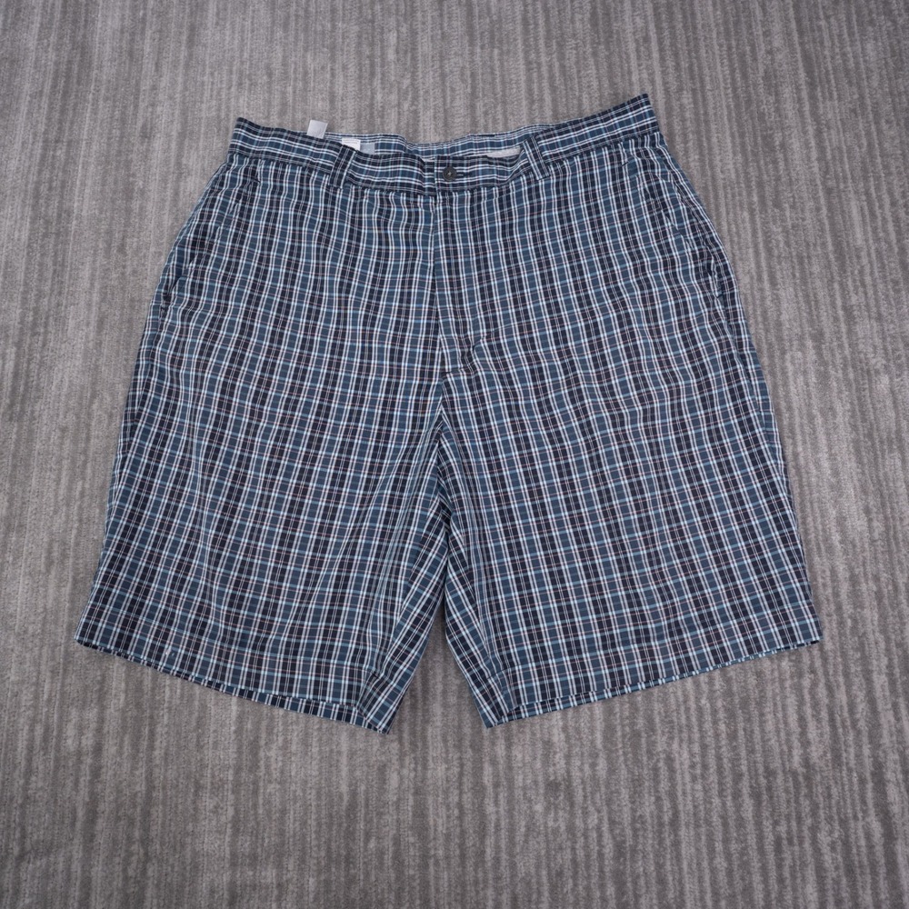 Cutter & Buck Shorts Mens 36 Blue Plaid Excellent CB DryTec Golf Performance